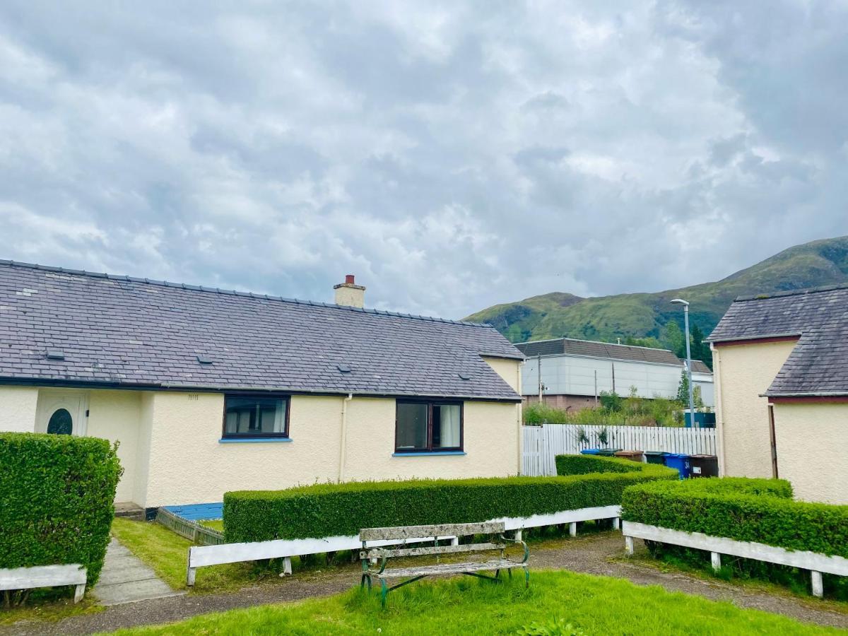 Cosy Town Bungalow Inverlochy Exterior photo